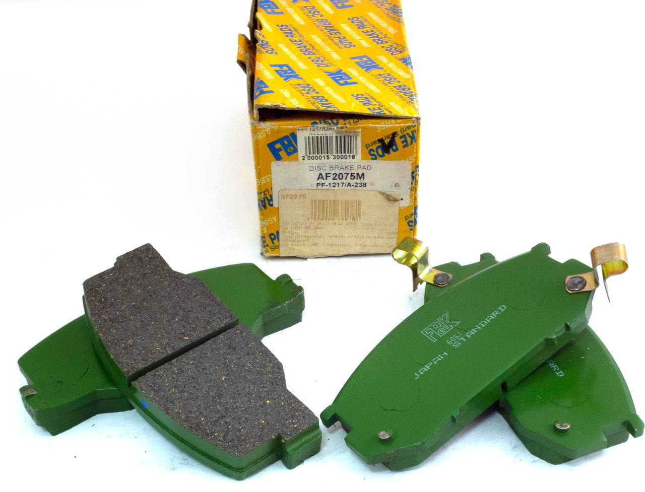 Тормозные колодки дисковые передние FBK FD2075M